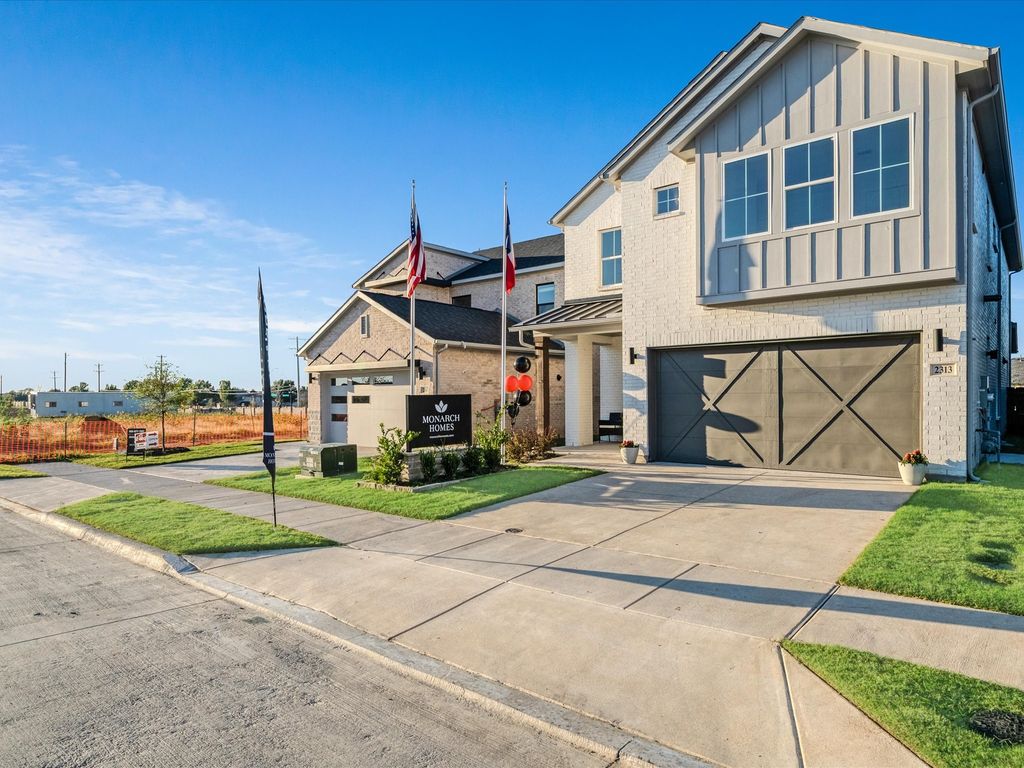 2313 Peters Colony Drive, Little Elm, TX 75036 — photo 2