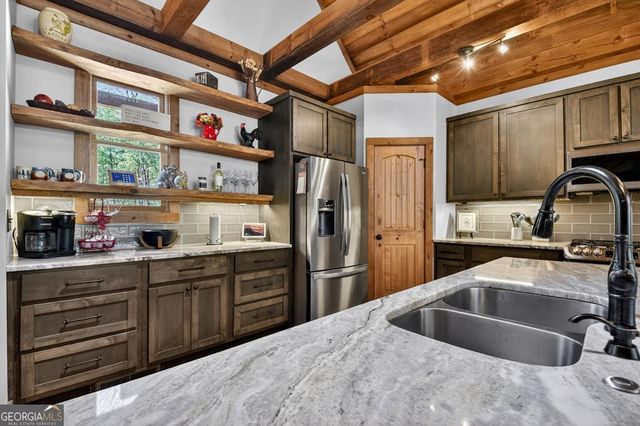 366 Shepherds Way, Morganton, GA 30560