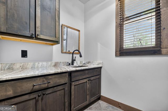 366 Shepherds Way, Morganton, GA 30560
