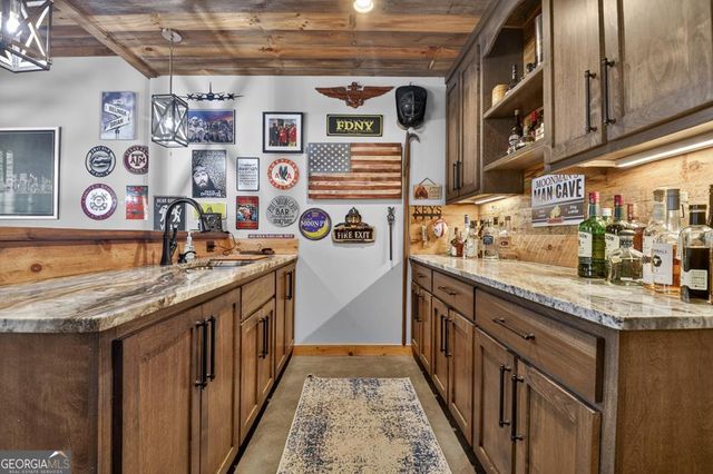 366 Shepherds Way, Morganton, GA 30560