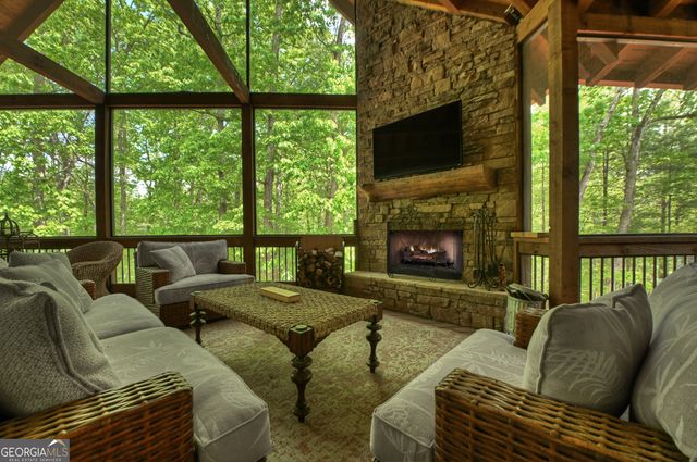 366 Shepherds Way, Morganton, GA 30560