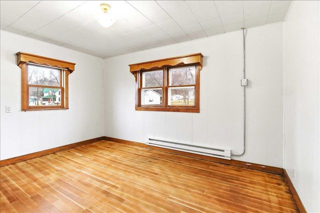 302 Wisconsin Street, Wonewoc, WI 53968