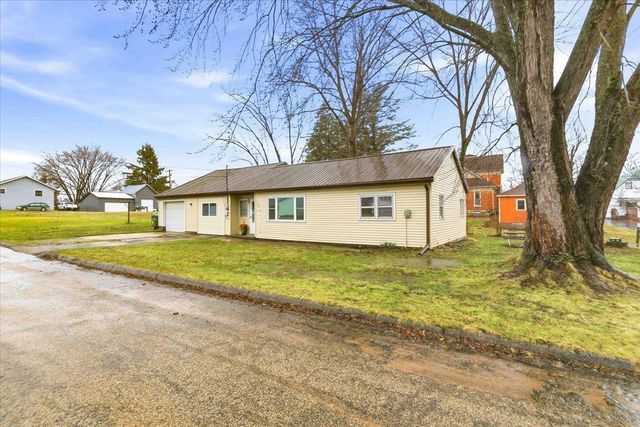 302 Wisconsin Street, Wonewoc, WI 53968