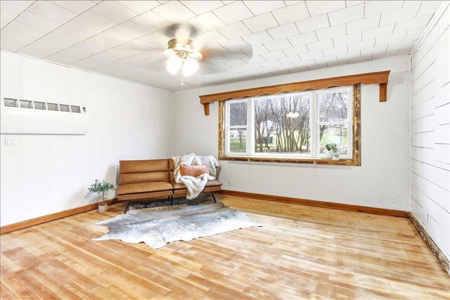 302 Wisconsin Street, Wonewoc, WI 53968