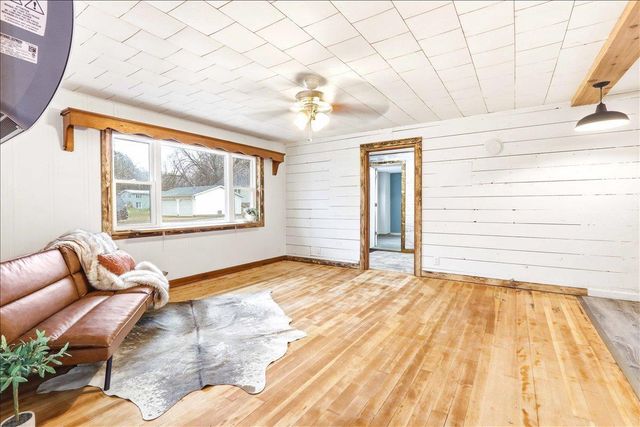 302 Wisconsin Street, Wonewoc, WI 53968