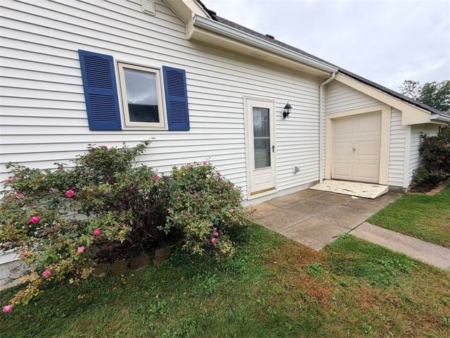 1089 South Creek Drive, Webster, NY 14580