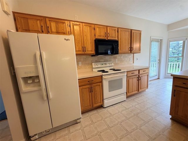 1089 South Creek Drive, Webster, NY 14580