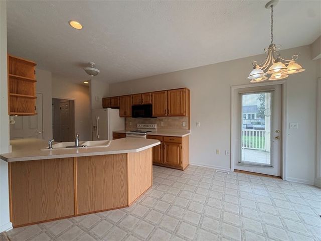 1089 South Creek Drive, Webster, NY 14580