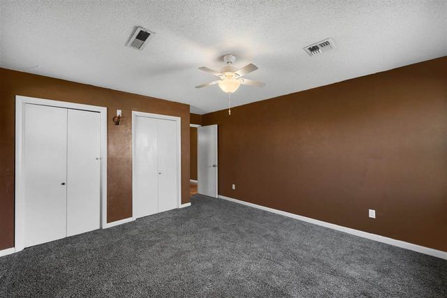 5104 NW Ash Ave, Lawton, OK 73505