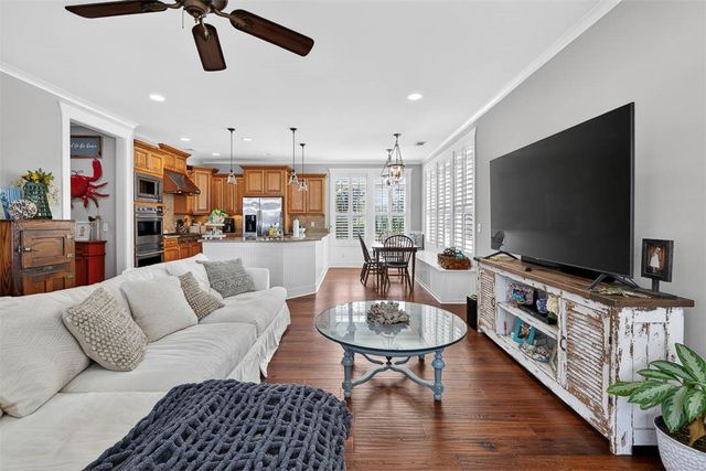 101 Cathead Lane, Darien, GA 31305