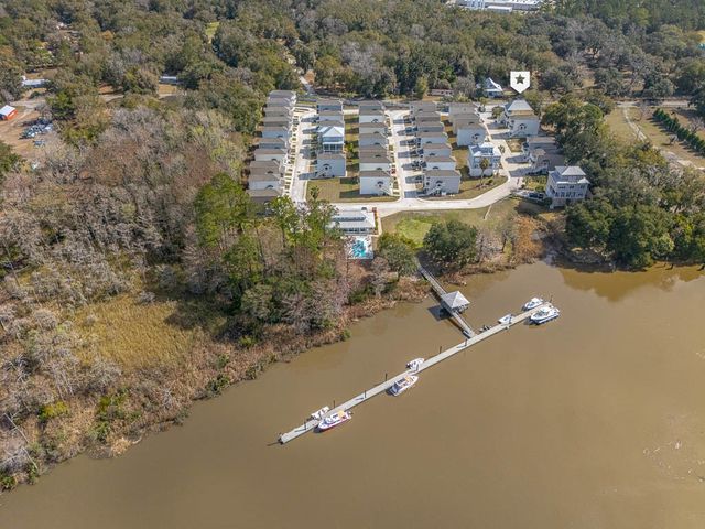 101 Cathead Lane, Darien, GA 31305