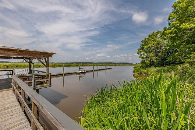 101 Cathead Lane, Darien, GA 31305