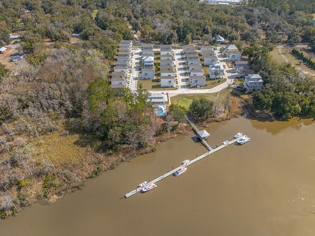 101 Cathead Lane, Darien, GA 31305