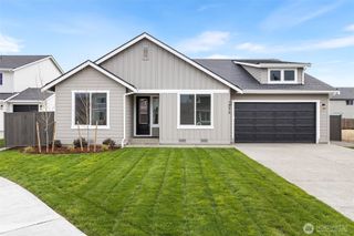 14215 56th Avenue Ct E, Puyallup, WA 98373