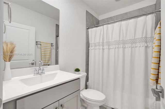 838 SE 17th Street, Homestead, FL 33034