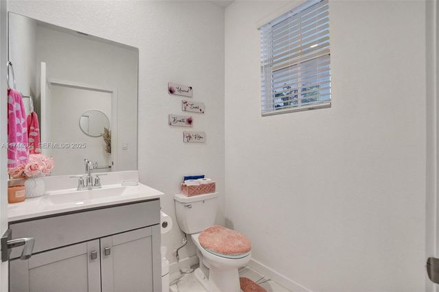838 SE 17th Street, Homestead, FL 33034
