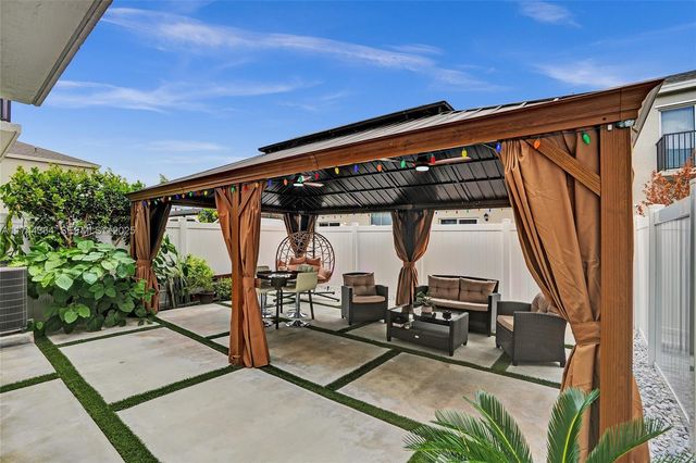 838 SE 17th Street, Homestead, FL 33034