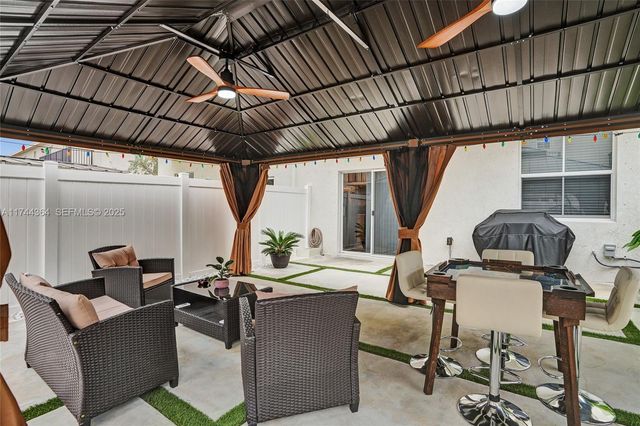 838 SE 17th Street, Homestead, FL 33034