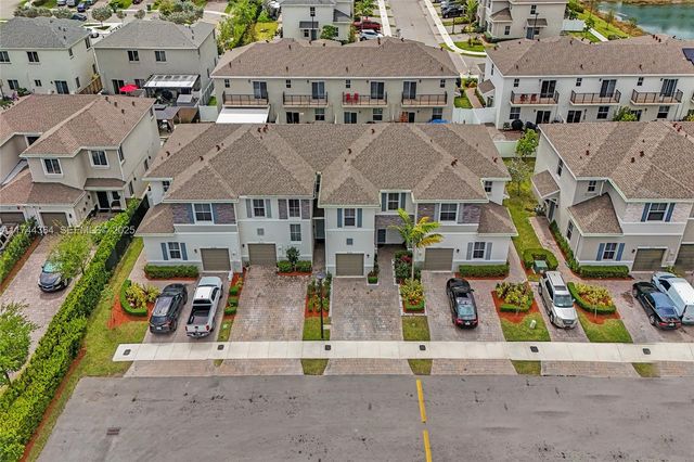 838 SE 17th Street, Homestead, FL 33034