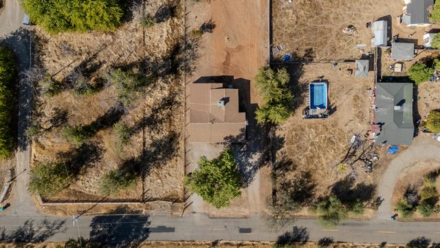 17402 Olinda Road, Anderson, CA 96007