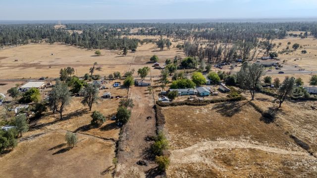 17402 Olinda Road, Anderson, CA 96007