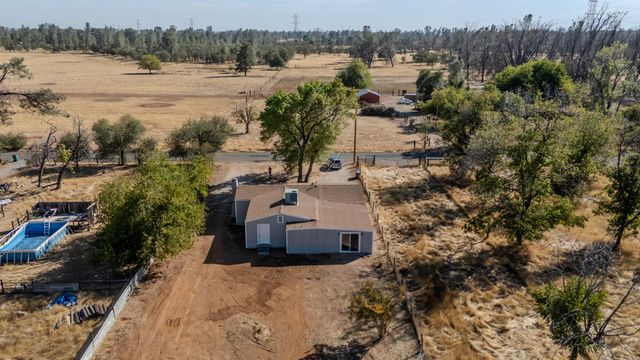 17402 Olinda Road, Anderson, CA 96007
