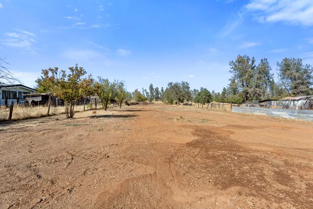17402 Olinda Road, Anderson, CA 96007