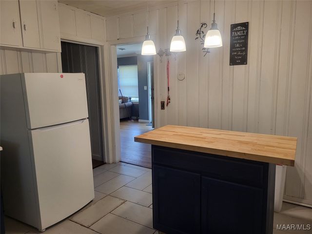 863 PORTLAND Avenue, Montgomery, AL 36111