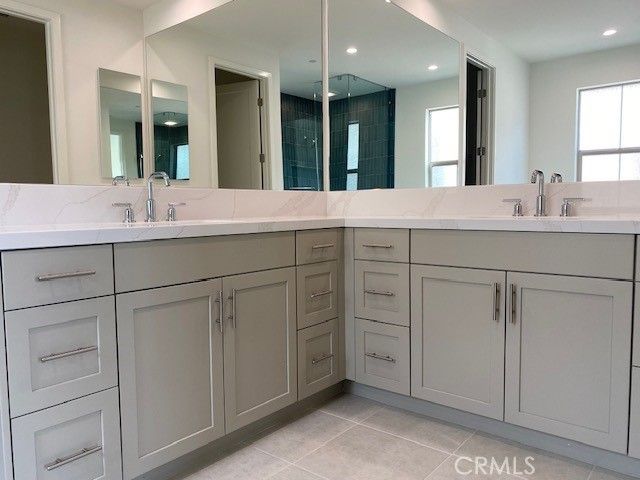 111 Sunnybank, Irvine, CA 92618