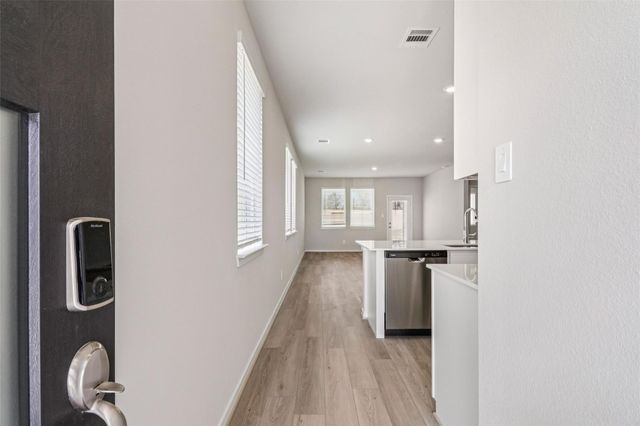 2318 Pioneer Landing Lane, Crosby, TX 77532