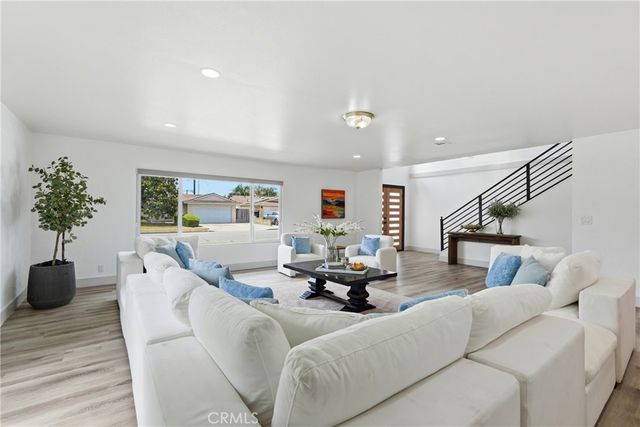 9051 Glenridge Avenue, Westminster, CA 92683
