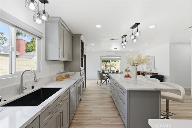 9051 Glenridge Avenue, Westminster, CA 92683