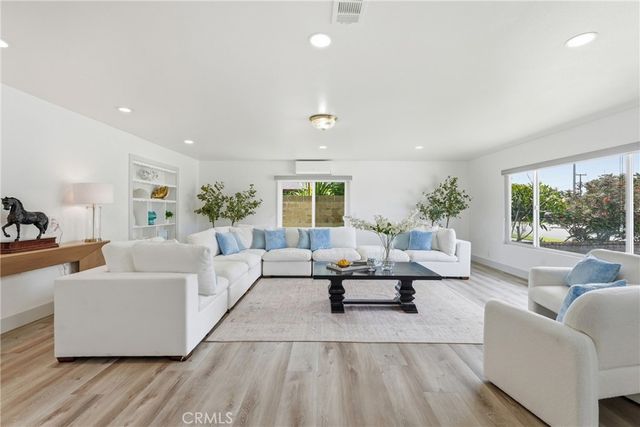9051 Glenridge Avenue, Westminster, CA 92683