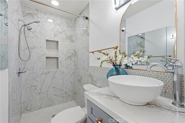 9051 Glenridge Avenue, Westminster, CA 92683
