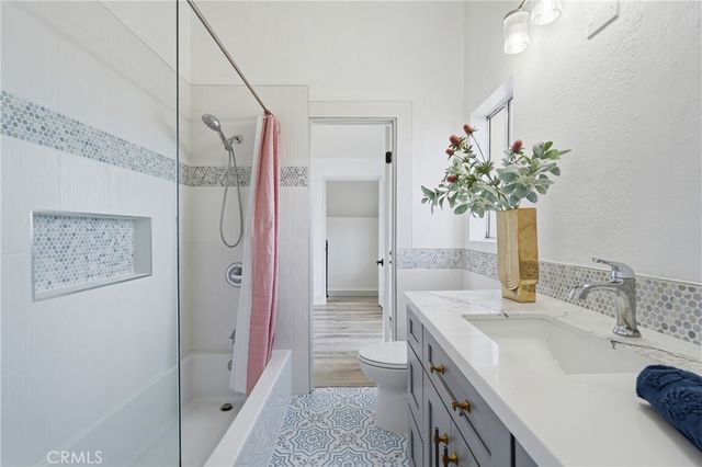 9051 Glenridge Avenue, Westminster, CA 92683