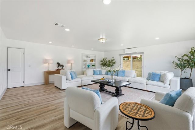 9051 Glenridge Avenue, Westminster, CA 92683