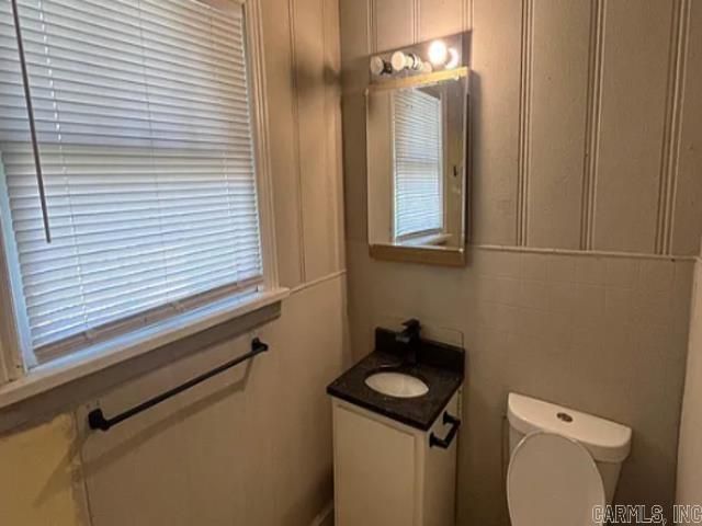 220 & 222 College Park Circle, North Little Rock, AR 72114