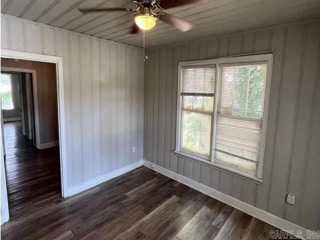 220 & 222 College Park Circle, North Little Rock, AR 72114