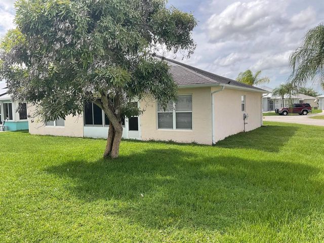 14151 Cisne Circle, Fort Pierce, FL 34951