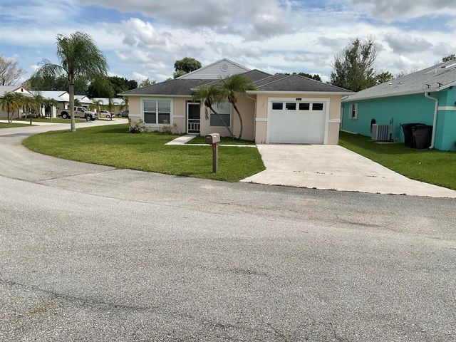 14151 Cisne Circle, Fort Pierce, FL 34951
