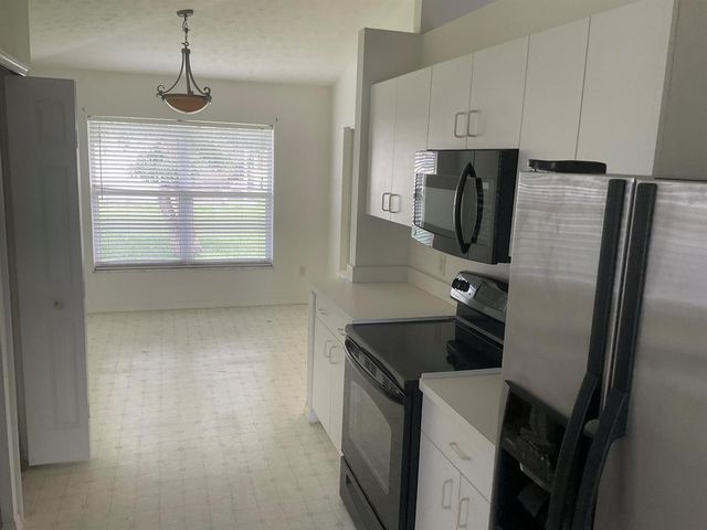 14151 Cisne Circle, Fort Pierce, FL 34951
