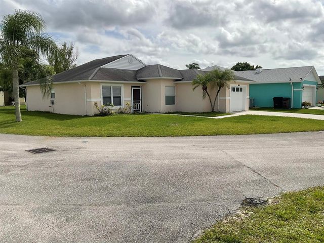 14151 Cisne Circle, Fort Pierce, FL 34951