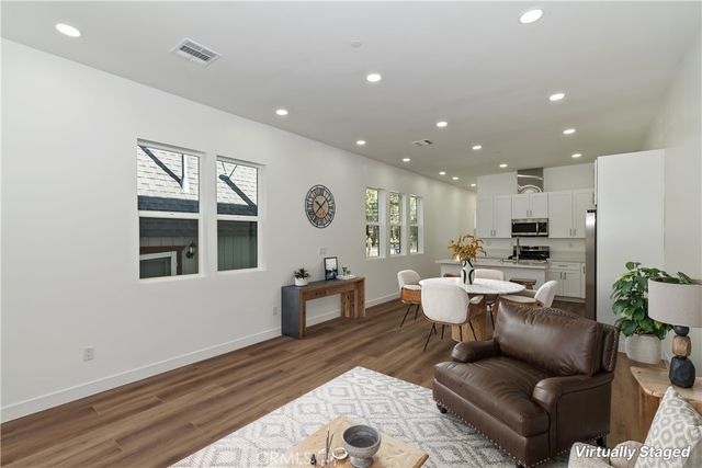 911 Sugarloaf, Big Bear City, CA 92314