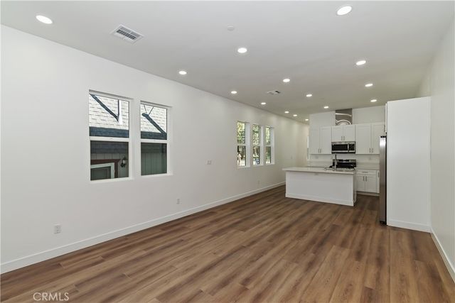 911 Sugarloaf, Big Bear City, CA 92314