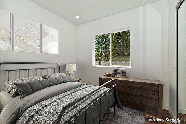 911 Sugarloaf, Big Bear City, CA 92314