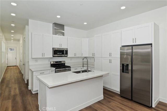 911 Sugarloaf, Big Bear City, CA 92314