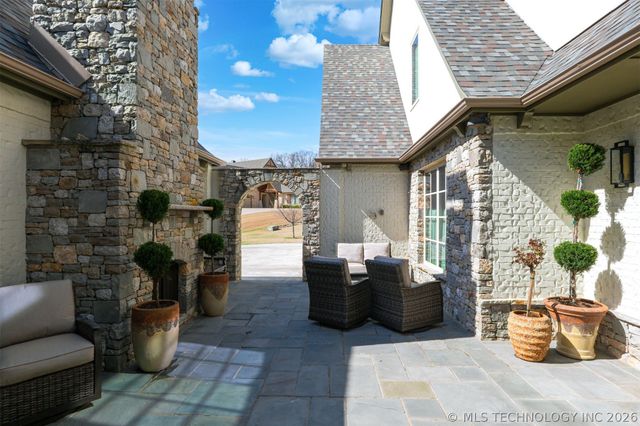 11926 S 14th Court E, Jenks, OK 74037