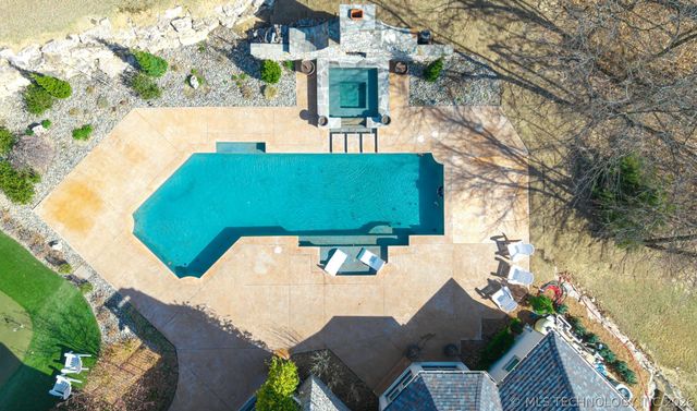 11926 S 14th Court E, Jenks, OK 74037