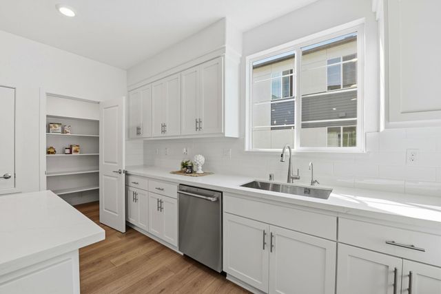 721 Delve Ct, Hayward, CA 94544