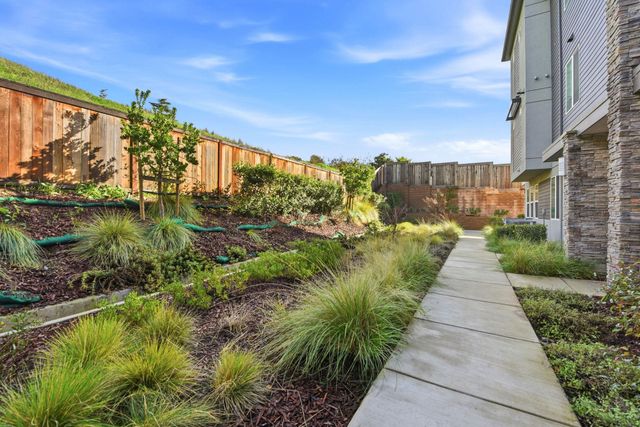 721 Delve Ct, Hayward, CA 94544